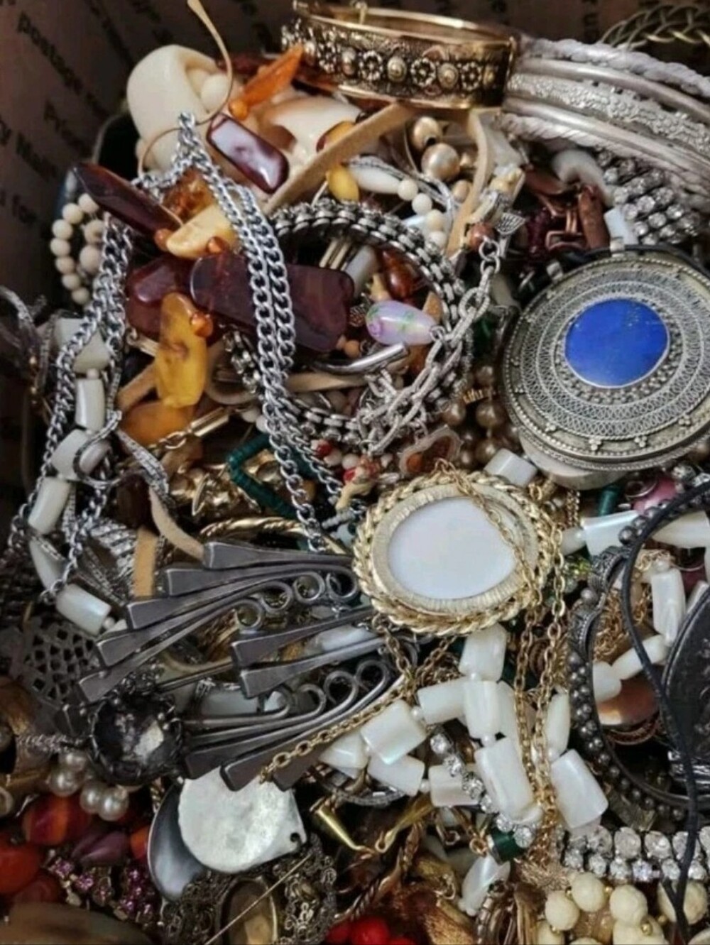 3 Pounds Jewelry Lot Lbs Costume Vintage Necklaces Rings Earrings Mystery Lot